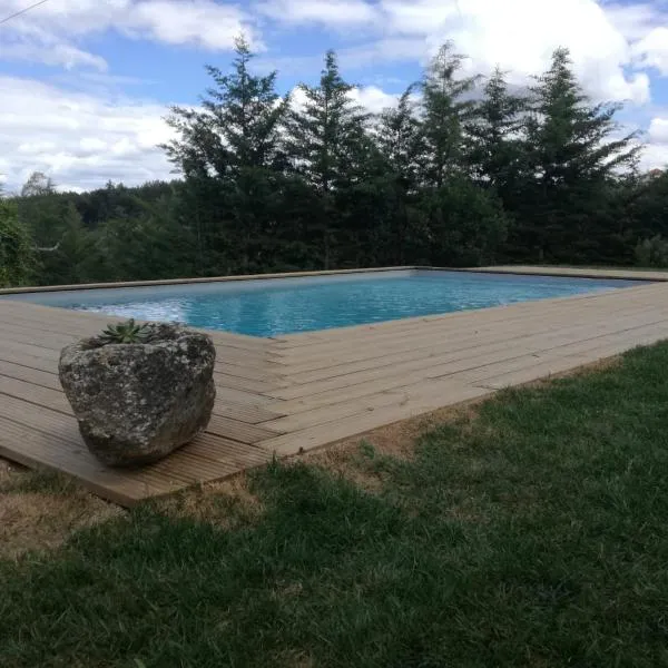 Quinta Rural - Nossa Sra do Carmo. Teixoso, hotel v destinaci Teixoso