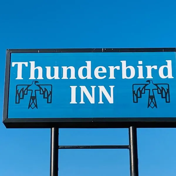 Thunderbird Inn, hotel v Liberalu