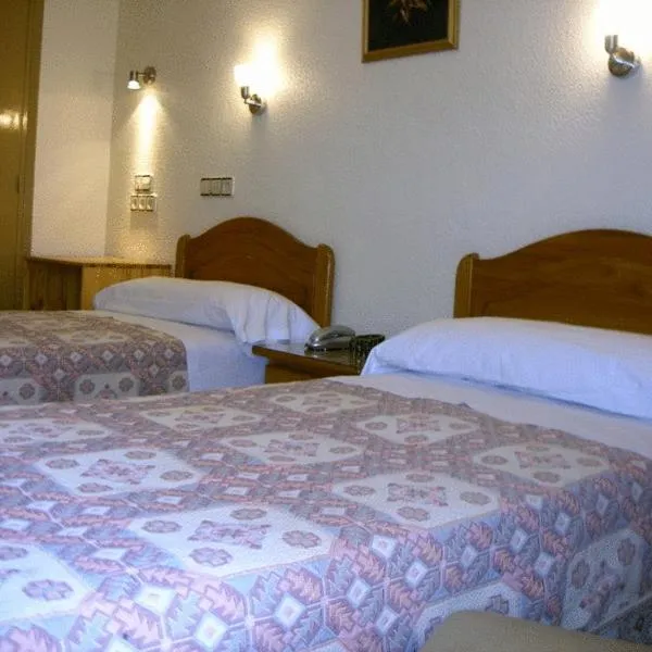 Hotel La Parra, hotel v destinaci Archena
