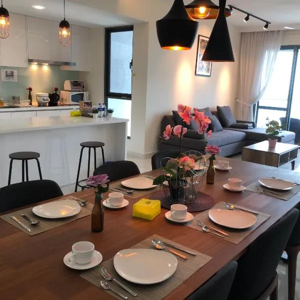 Teega Residence @ Cosy Seafront Living, hotel in Nusajaya