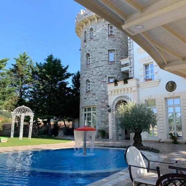 Castle Konti: Tiran'da bir otel