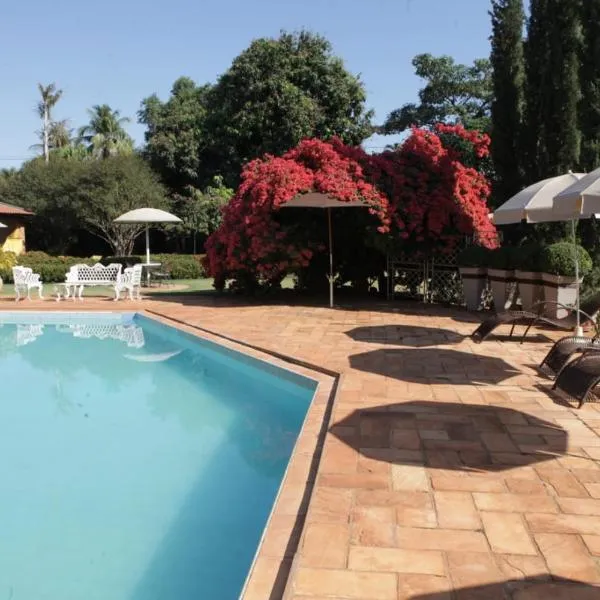 Hotel Pousada Chalé das Flores, hotel en Sertãozinho
