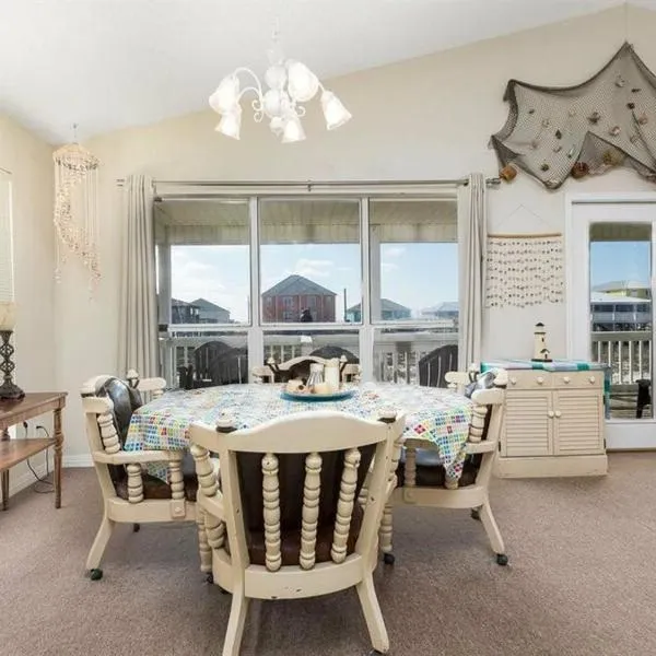 Bama Bound by Meyer Vacation Rentals, hotel i Gulf Shores