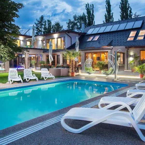 Aqua & Wellness resort Alzbeta, hotel in Liptovský Mikuláš