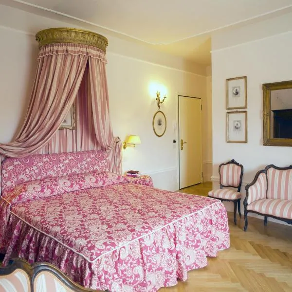 Palazzo Dalla Rosa Prati, hotel v destinaci Parma