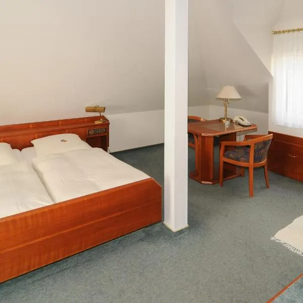 Alfa Apartment Hotel: Neu Isenburg şehrinde bir otel