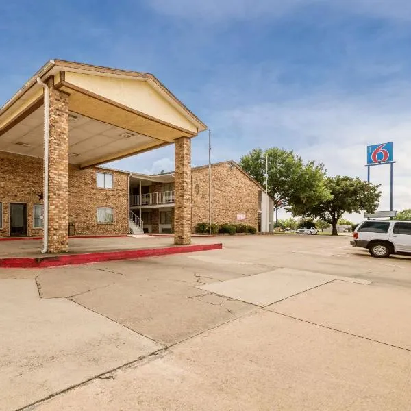 Motel 6-Red Oak, TX - Dallas, hotel em Midlothian