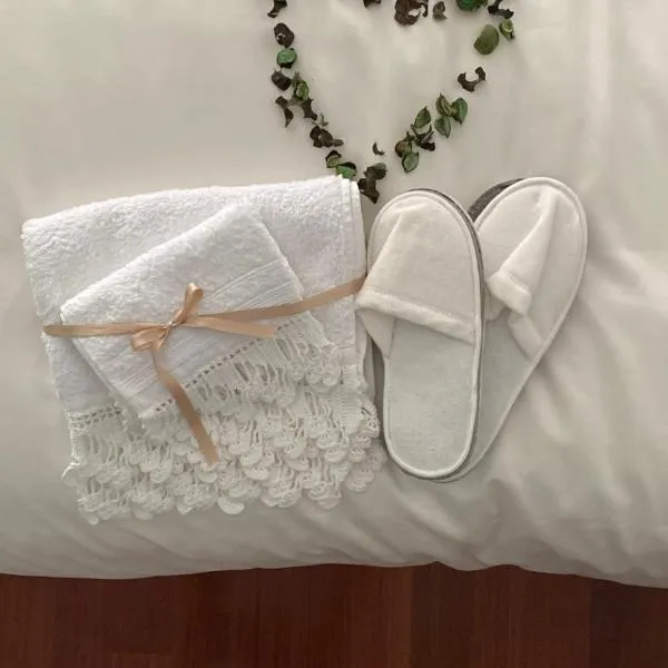 Maruru B & B dell'Arte, hotel in Civitanova Marche