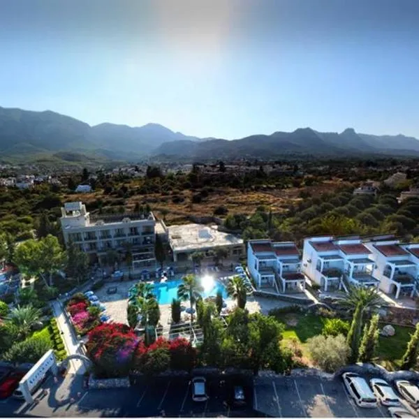 Altinkaya Holiday Resort, hotel en Kyrenia