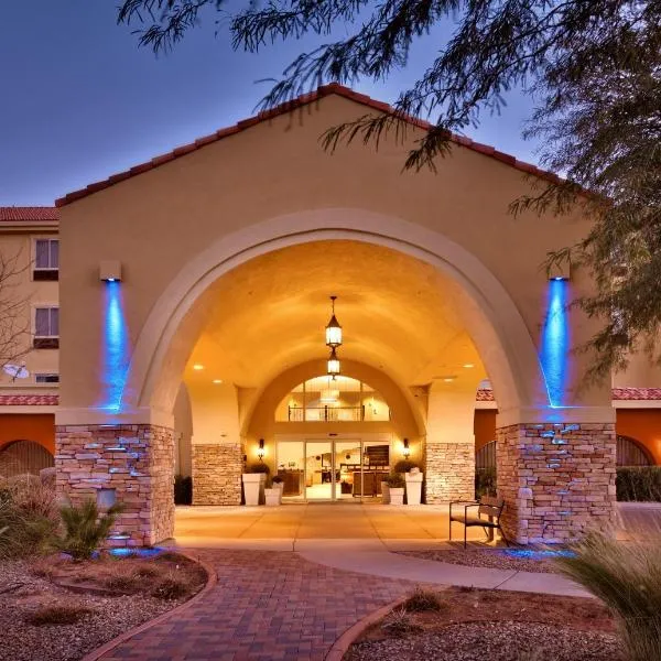 Holiday Inn Express & Suites Mesquite Nevada, an IHG Hotel, отель в городе Littlefield