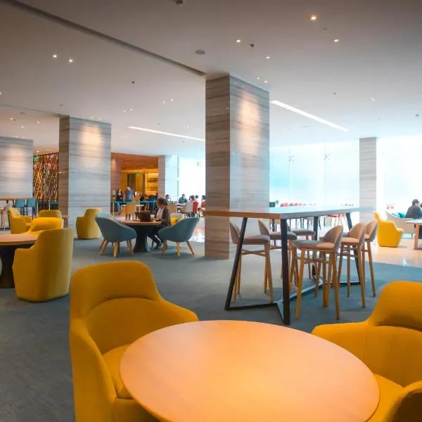 Holiday Inn Express Manila Newport World Resorts