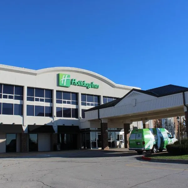 Holiday Inn Des Moines-Airport Conf Center, an IHG Hotel，Indianola的飯店