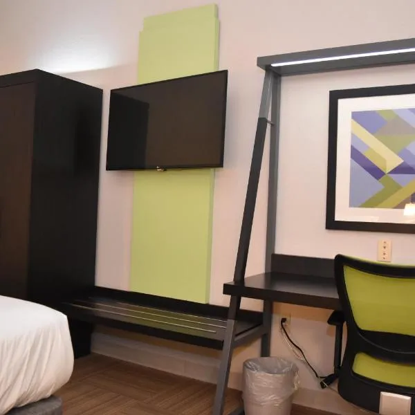 Holiday Inn Express Venice by IHG, hotel in Venice