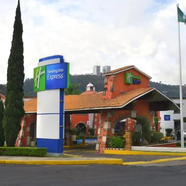 Holiday Inn Express Morelia, an IHG Hotel, viešbutis mieste Atapaneo