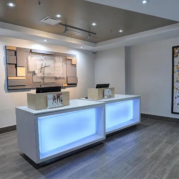 Holiday Inn Express & Suites Toronto Airport West by IHG, hotel a Mississauga