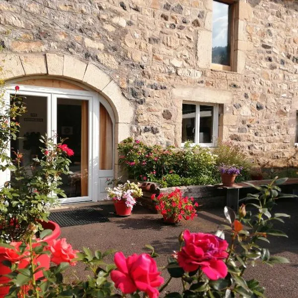 Meublé de tourisme La Jaulipière, hotel in Ferrières-Saint-Mary