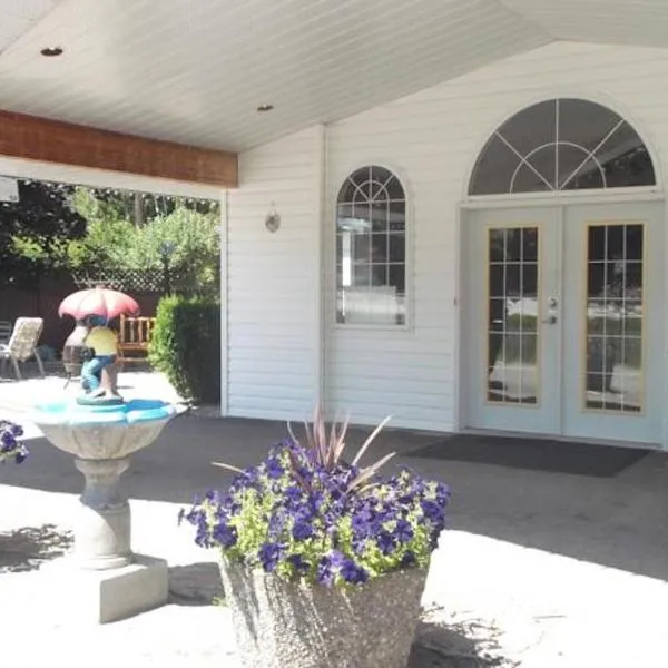 Anchor Riverfront Motel, hotel v destinaci Sicamous