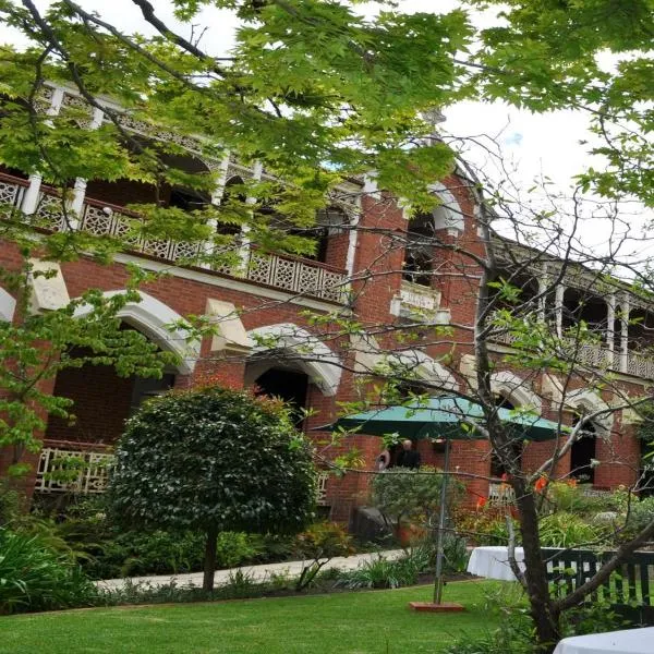 The Old Priory, hotell i Beechworth