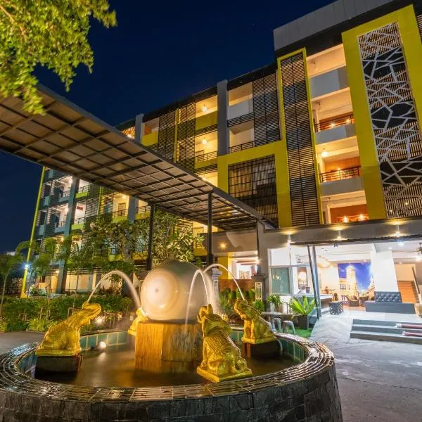 SB Living Place Hotel Phuket Town photo 2