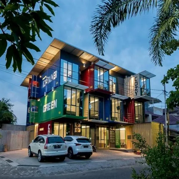 RedDoorz near Taman Rejomulyo, hotel in Semarang