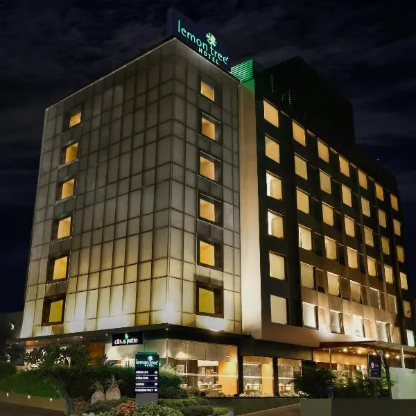 Lemon Tree Hotel Viman Nagar Pune, khách sạn ở Wagholi