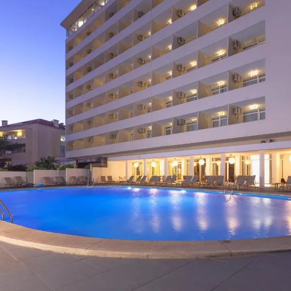 Carcavelos Beach Hotel, hotel en Carcavelos