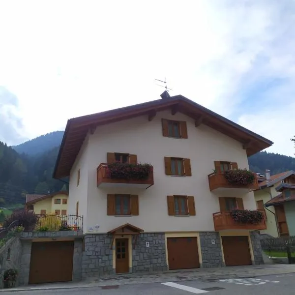 Appartamenti Meoti, hotel v destinaci Pellizzano