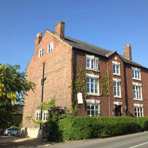 Pickmere Country House, hotel in Weaverham