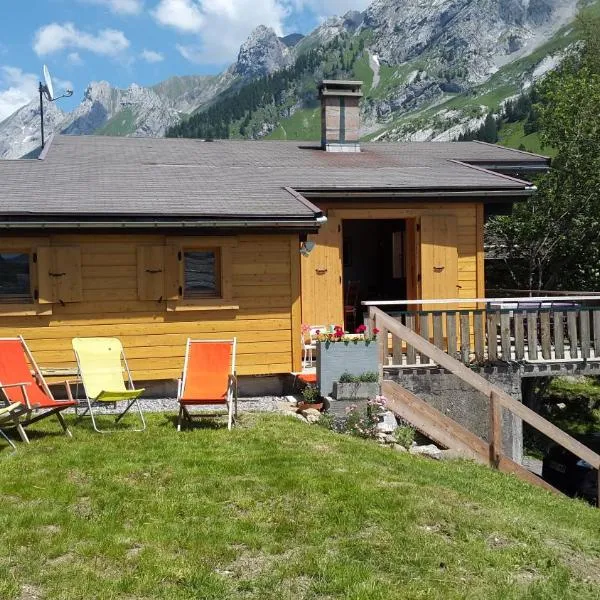 Le Chalet de ma mère Les Confins, hotel v destinácii La Clusaz