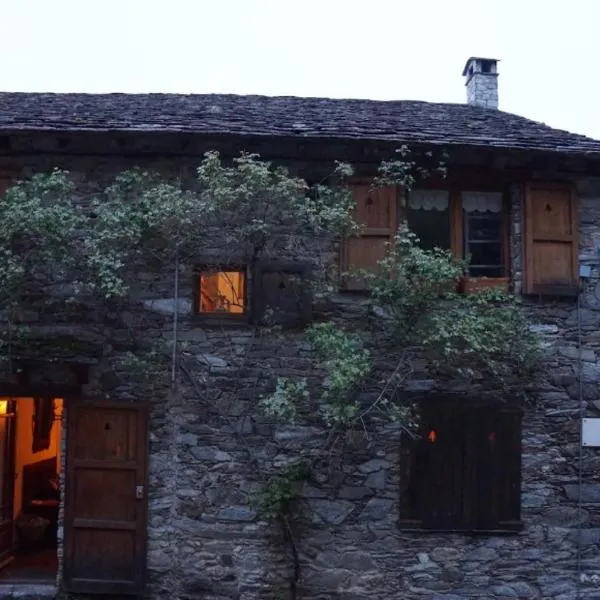 Casa de la Font de Dalt, hotel en Queralbs