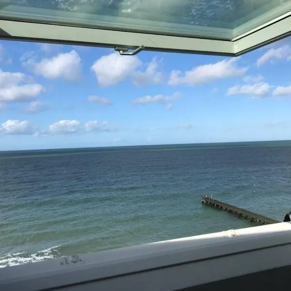 Appartement front mer proche omaha & utah beach - 3 – hotel w mieście Grandcamp-Maisy