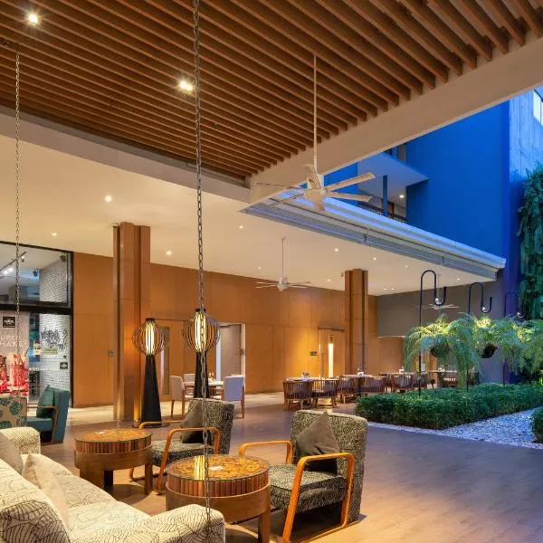 Holiday Inn Express Phuket Patong Beach Central by IHG, hotel din Patong Beach