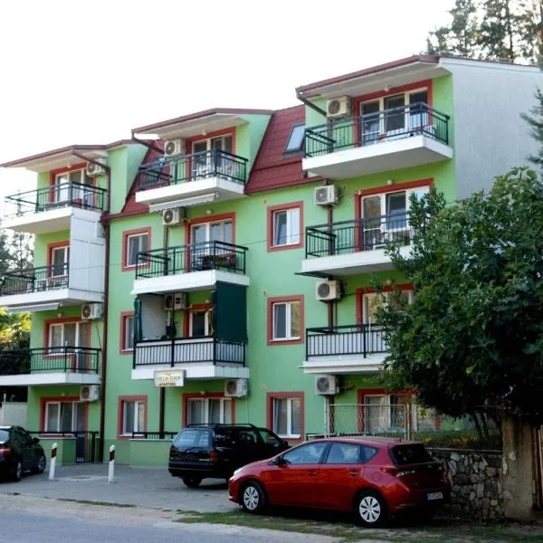 Apartments Villa Zora, hotel em Star Dojran