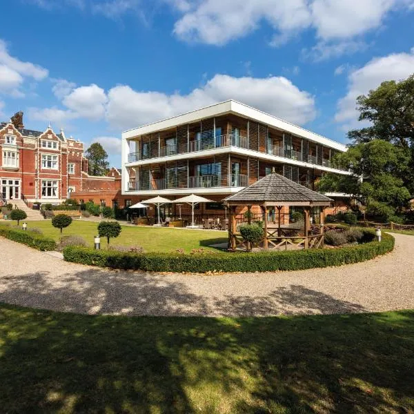 Wivenhoe House Hotel, hotel in East Mersea