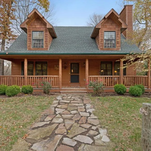 Kingfisher Cove Cabin 2, hotel v destinaci Saugatuck