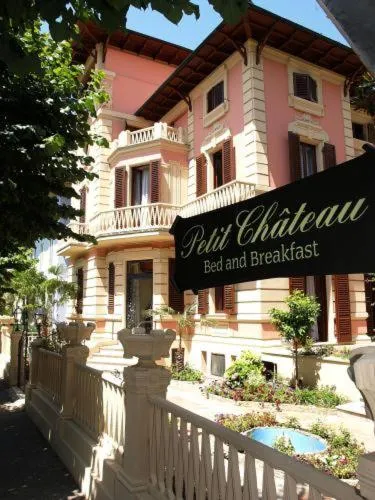 Petit Chateau, hotel v destinaci Montecatini Terme