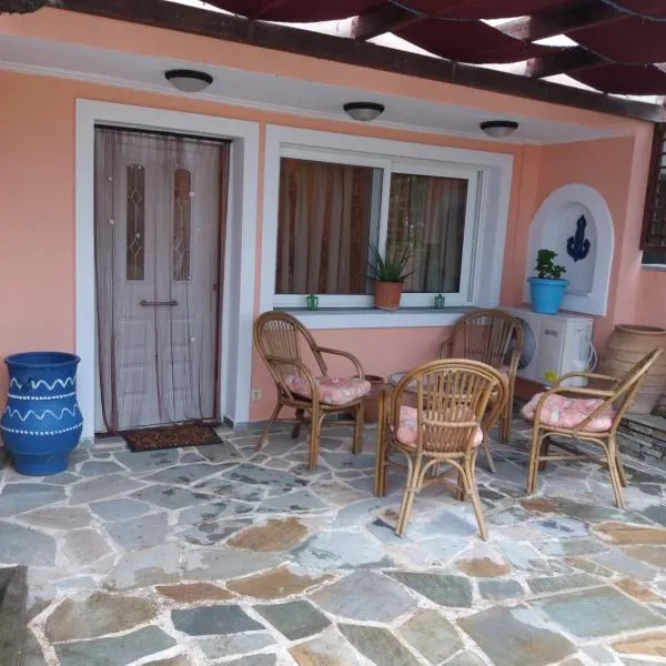 Marmari vacation flat, hotel in Marmarion