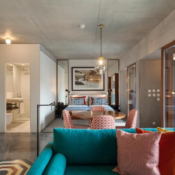 S.Bento Residences, hotel v Portu