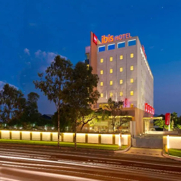 ibis Nashik - An Accor Brand, viešbutis mieste Našikas