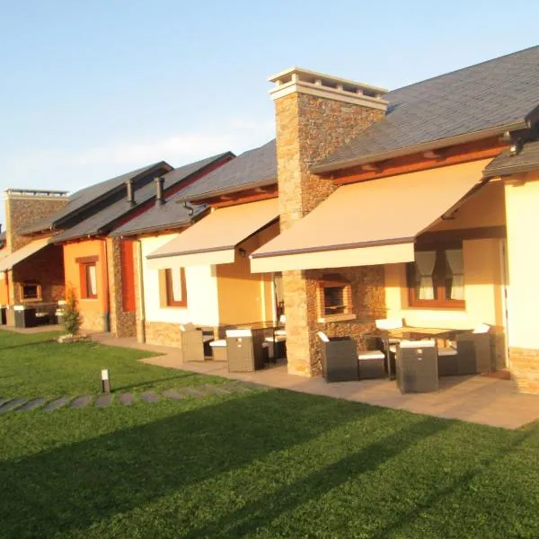 APARTAMENTOS FONTE VILLAR, hotel v destinaci Navia