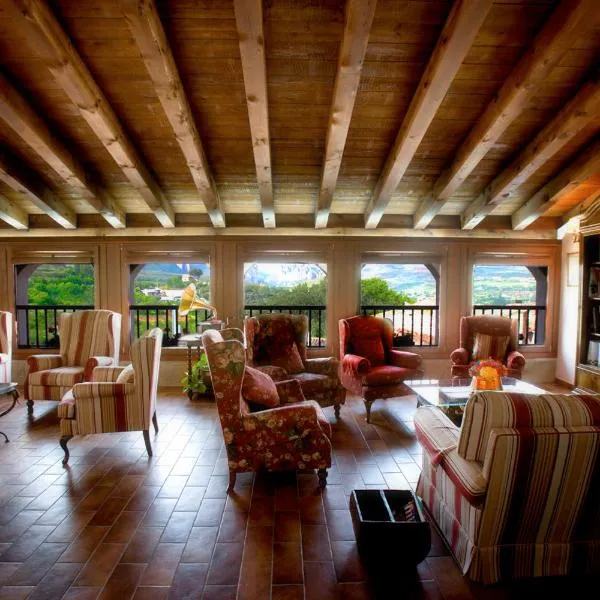 Casa Rural Torredano, hotel in Nalda