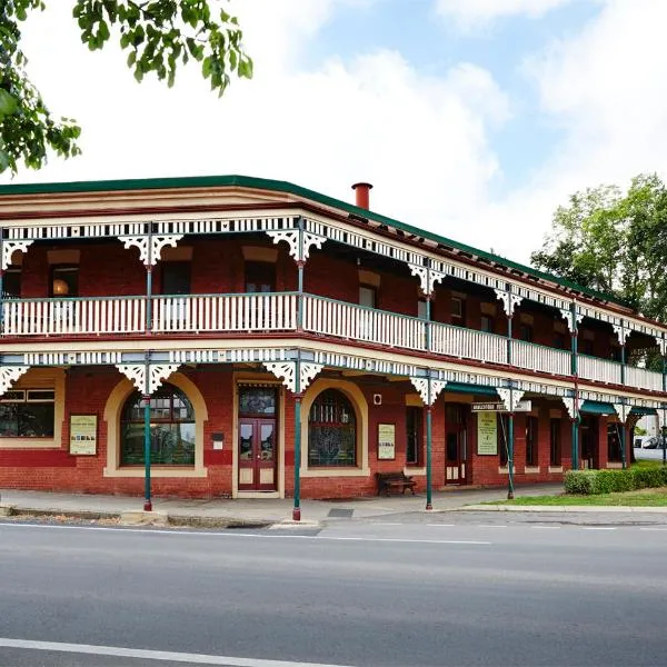 The Daylesford Hotel, hotel in Musk Vale