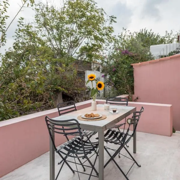 Anafiotika hideaway acropolis Athens by Cycladica、アテネのホテル