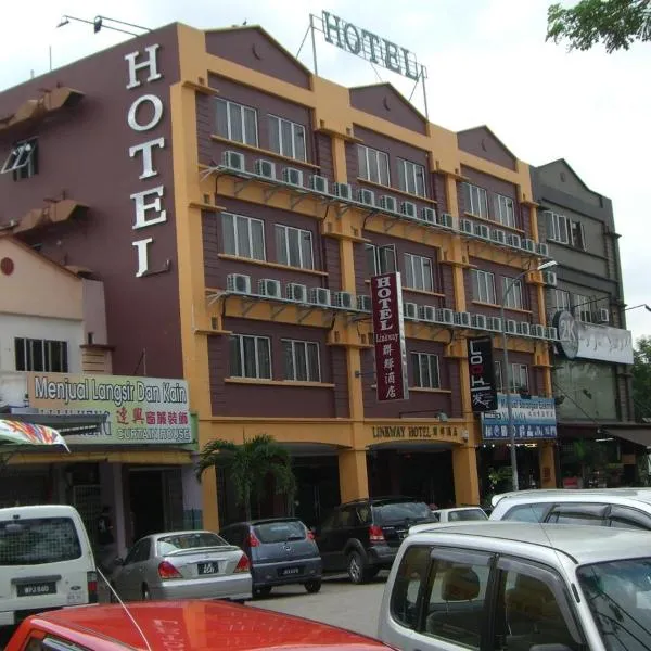 Linkway Hotel, hotel in Nusajaya