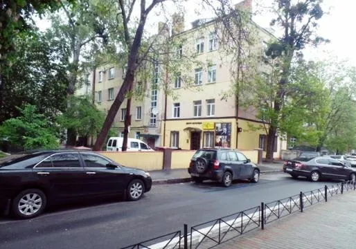 Апартаменты 2 комнаты Центр, hotel in Vinnytsya