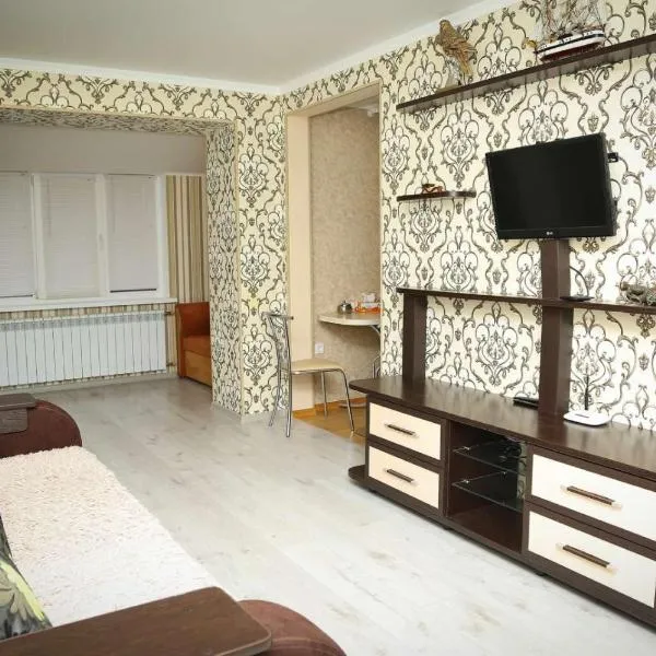 Путивль апартаменты, hotel in Putyvlʼ
