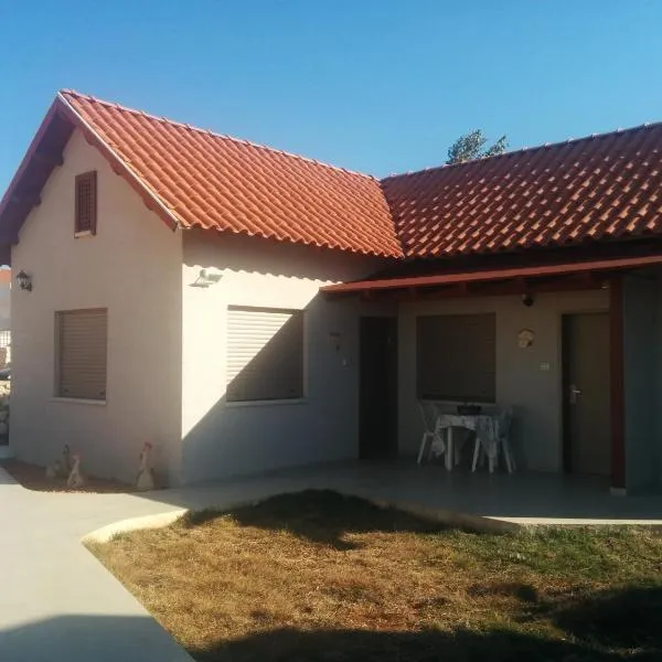 נוריות בגלבוע 2, hotel v destinaci Nurit