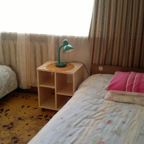 Tuule 1 Home Accommodation, hotel in Kuressaare