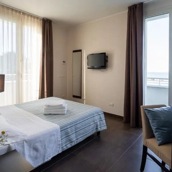 Gimmi Hotel, hotel v Rimini