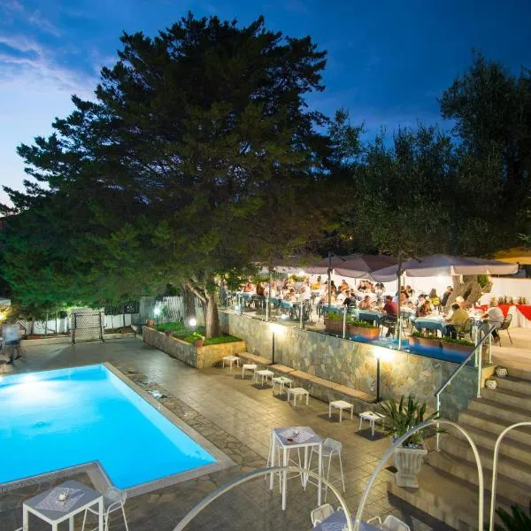 Hotel Calanca, hotel v destinácii Marina di Camerota